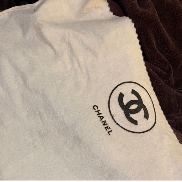 Authentic Gorgeous Vintage Chanel Briefcase Gold hardware - Picture 12 of 16